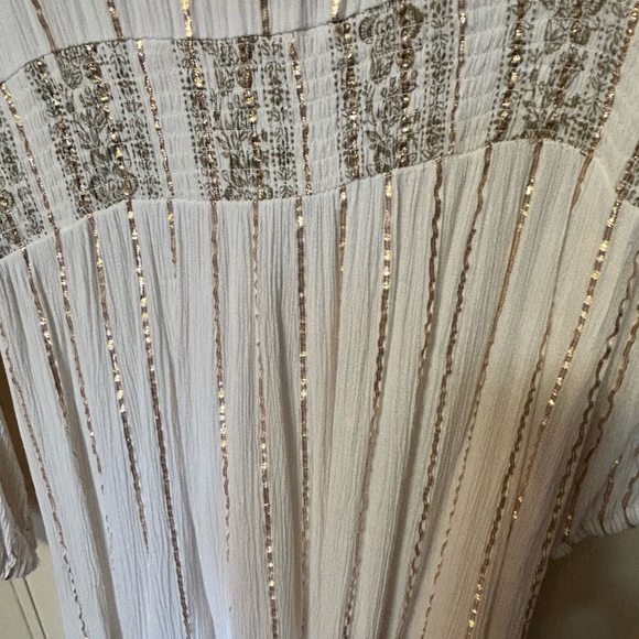 Magic White and Gold Embroidered Maxi Dress - Picture 12 of 12